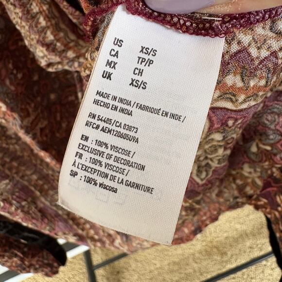 Boho American Eagle Burgundy Whimsigoth Velvet Trim Flowy Oversized Cardigan XS - Picture 8 of 9